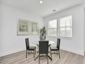 405 Alvia Run Lane, Houston TX 77018