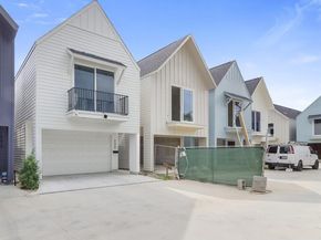 405 Alvia Run Lane, Houston TX 77018