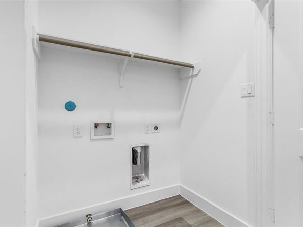 405 Alvia Run Lane, Houston TX 77018