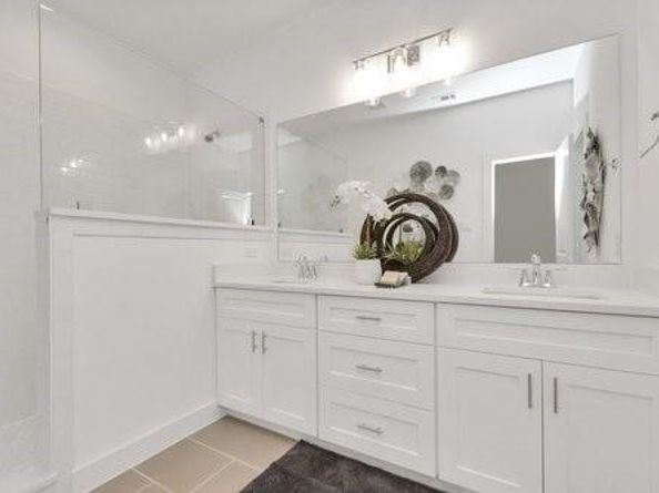 405 Alvia Run Lane, Houston TX 77018