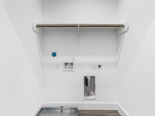 405 Alvia Run Lane, Houston TX 77018