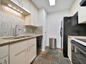 7900 N Stadium Drive 48, Houston TX 77030