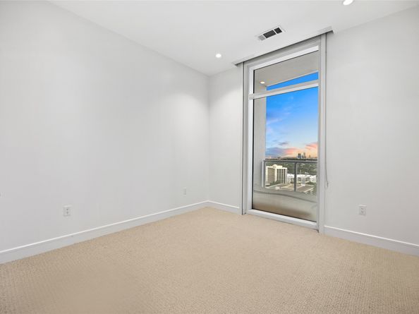 4521 San Felipe Street 1903, Houston TX 77027