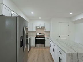 5443 Willowbend Boulevard, Houston TX 77096