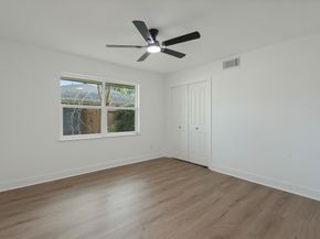 5443 Willowbend Boulevard, Houston TX 77096