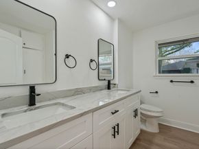 5443 Willowbend Boulevard, Houston TX 77096