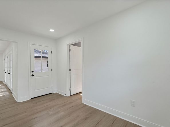 5443 Willowbend Boulevard, Houston TX 77096