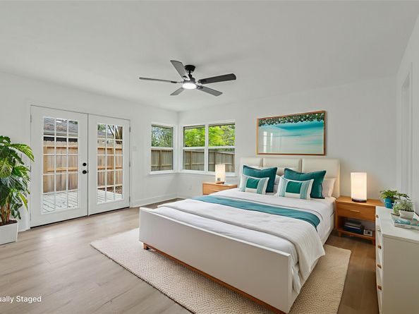 5443 Willowbend Boulevard, Houston TX 77096