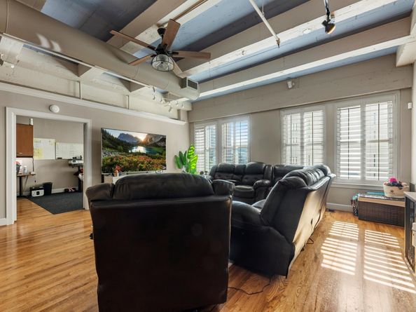 1120 Texas Street 4B, Houston TX 77002