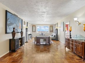 1400 Hermann Drive 11E, Houston TX 77004