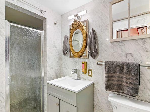 1400 Hermann Drive 11E, Houston TX 77004