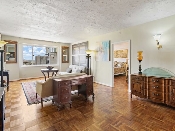 1400 Hermann Drive 11E, Houston TX 77004