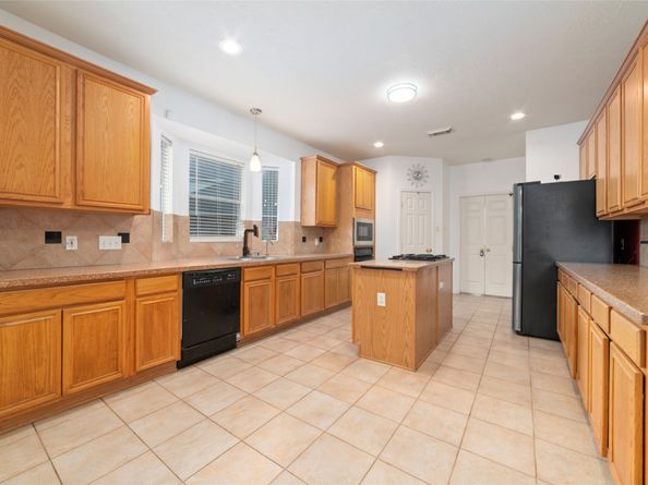 9003 Memorial Hills Drive, Spring TX 77379