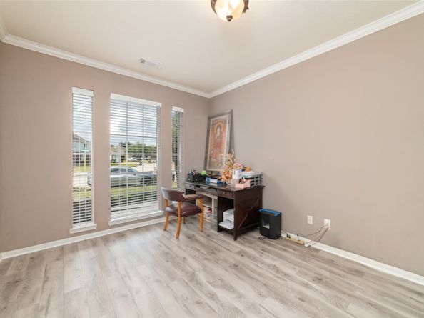 9003 Memorial Hills Drive, Spring TX 77379