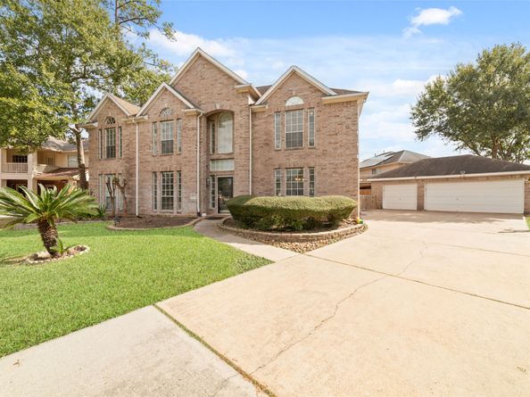 9003 Memorial Hills Drive, Spring TX 77379