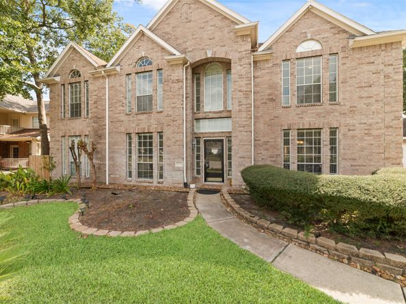 9003 Memorial Hills Drive, Spring TX 77379