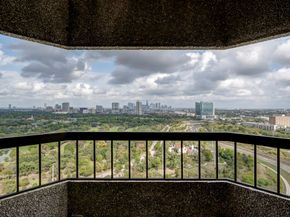 2001 Holcombe Boulevard 2304, Houston TX 77030