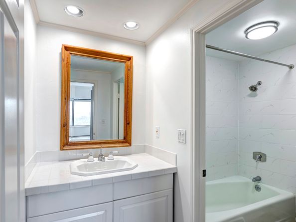 2001 Holcombe Boulevard 2304, Houston TX 77030