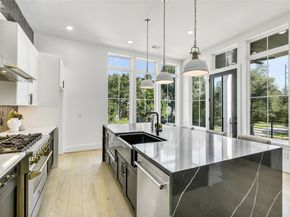 1911 Lauderdale Street, Houston TX 77030
