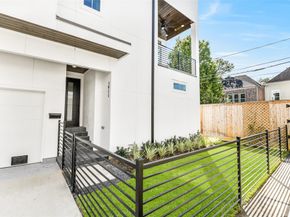 1911 Lauderdale Street, Houston TX 77030