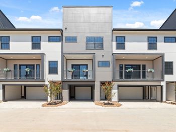11096 N Hoa Sen Circle