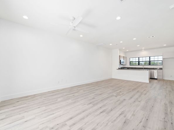 11096 N Hoa Sen Circle, Houston TX 77072