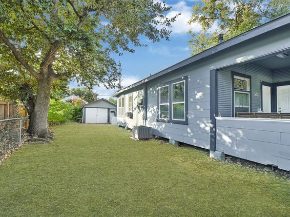 102 4th Street, Sugar Land TX 77498