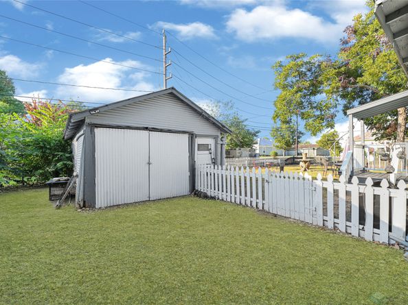 102 4th Street, Sugar Land TX 77498