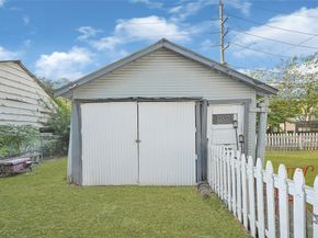 102 4th Street, Sugar Land TX 77498