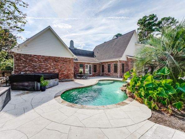 3811 Rayford Road, Spring TX 77386