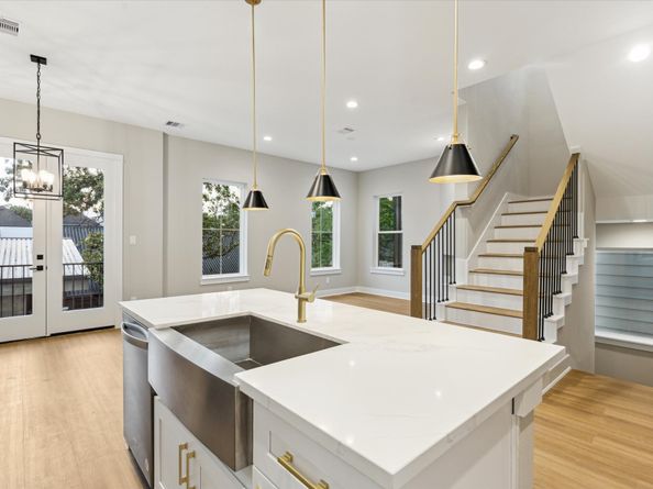 807 Martin Street C, Houston TX 77018