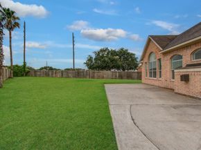 4602 Schiller Park Lane, Sugar Land TX 77479