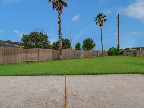 4602 Schiller Park Lane, Sugar Land TX 77479