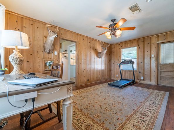 1733 Creek Drive, Houston TX 77055