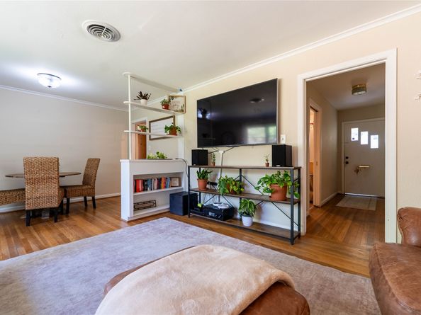 1733 Creek Drive, Houston TX 77055