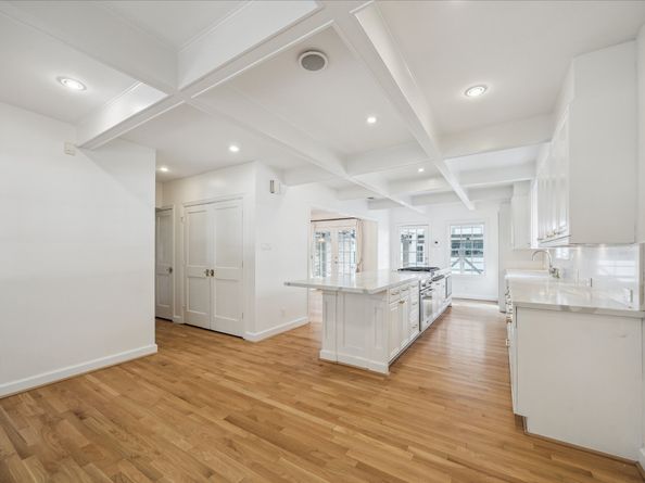 2117 Chilton Road, Houston TX 77019