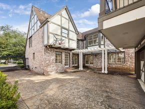 2117 Chilton Road, Houston TX 77019