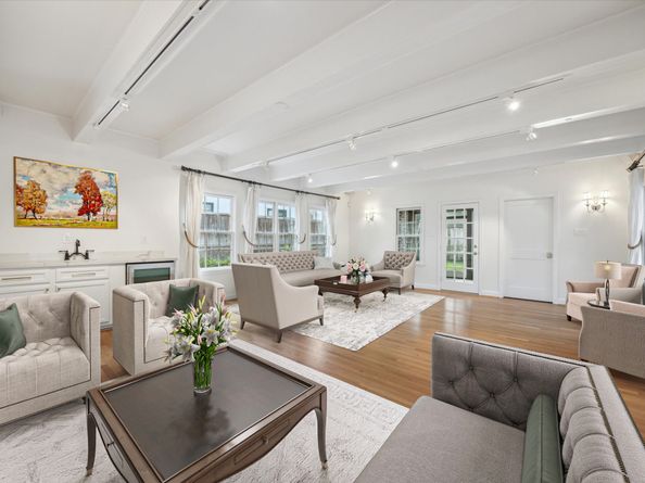 2117 Chilton Road, Houston TX 77019