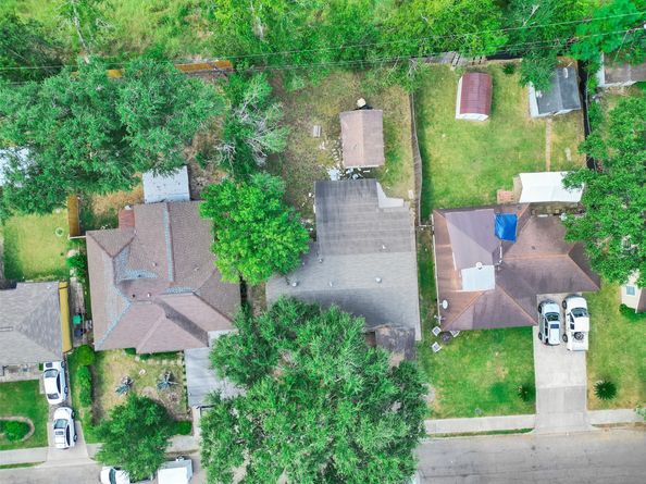 7914 Belbay Street, Houston TX 77033