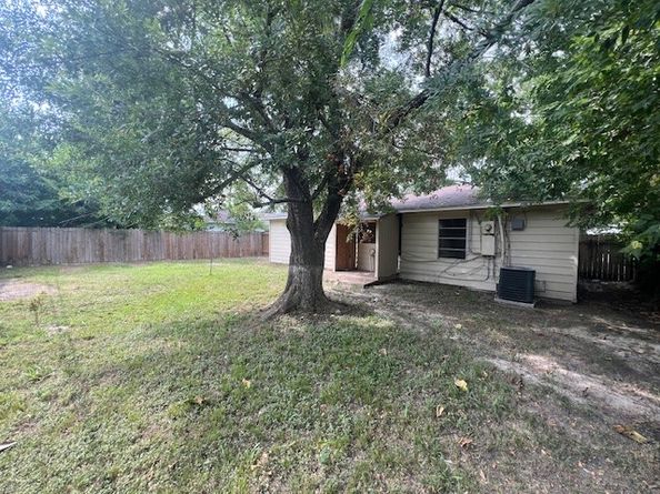 6622 Hartwick Road, Houston TX 77016