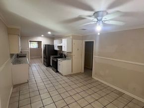 6622 Hartwick Road, Houston TX 77016