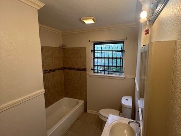 6622 Hartwick Road, Houston TX 77016