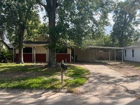 6622 Hartwick Road, Houston TX 77016