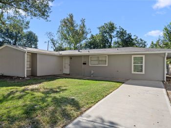 6138 Kenilwood Drive