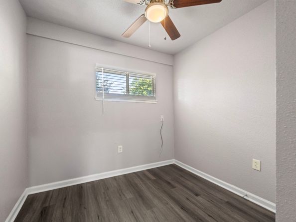 6138 Kenilwood Drive, Houston TX 77033