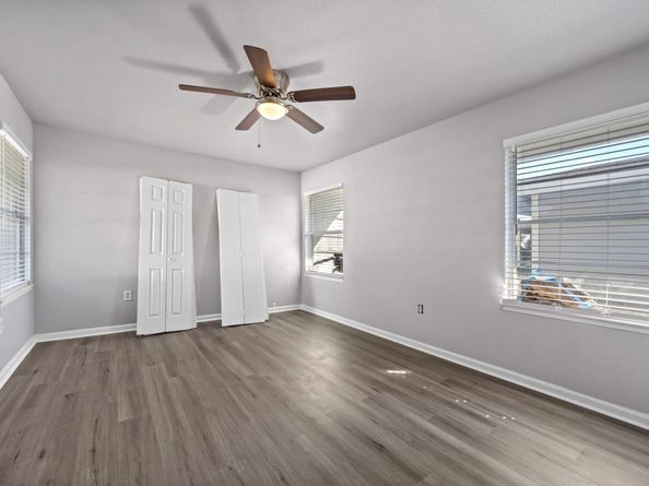 6138 Kenilwood Drive, Houston TX 77033