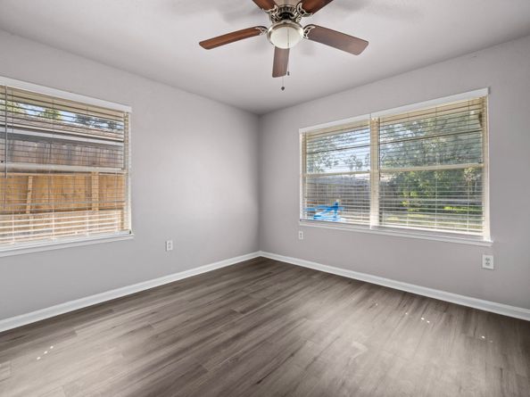 6138 Kenilwood Drive, Houston TX 77033