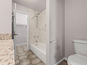 6138 Kenilwood Drive, Houston TX 77033