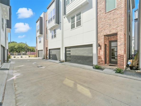 3006 Lamar Street, Houston TX 77003