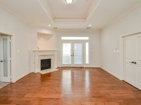 5512 Hidalgo Street, Houston TX 77056